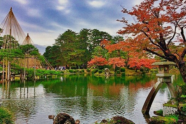 guide3 Kenrokuen-garden at Kanazawa